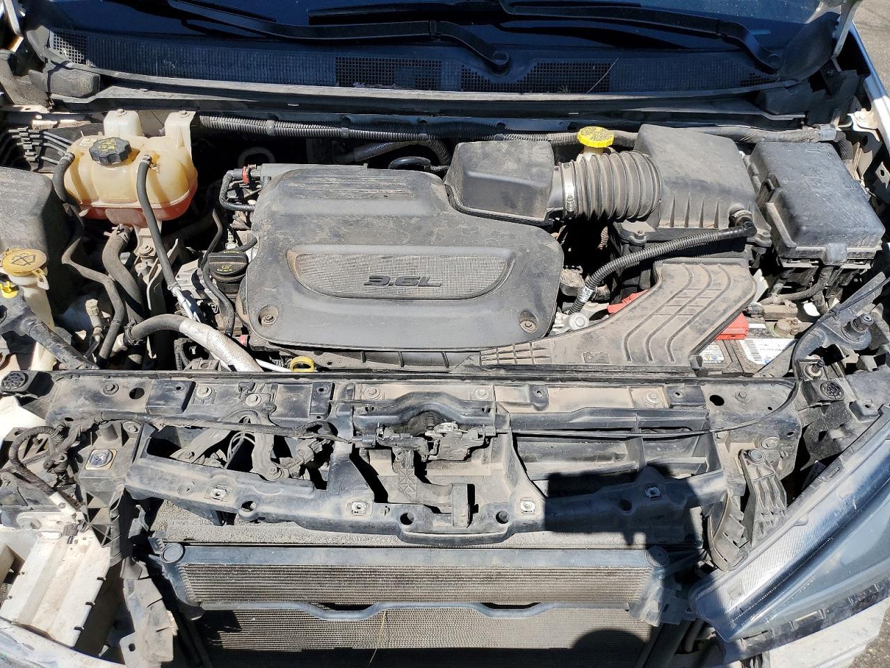 2019 CHRYSLER PACIFICA TOURING L photo 34