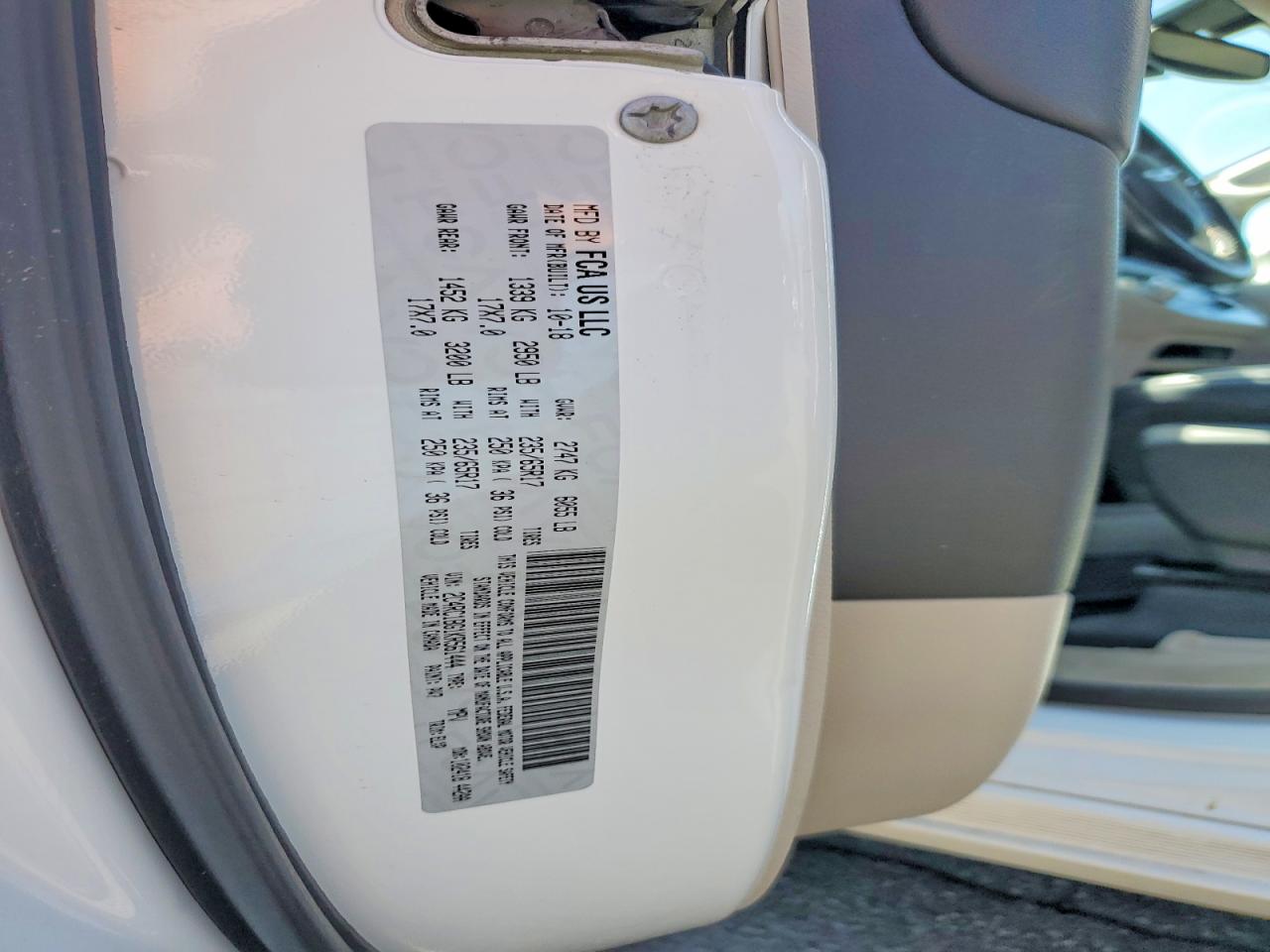 2019 CHRYSLER PACIFICA TOURING L photo 40