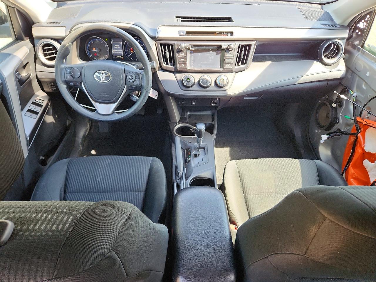 2018 TOYOTA RAV4 LE photo 15