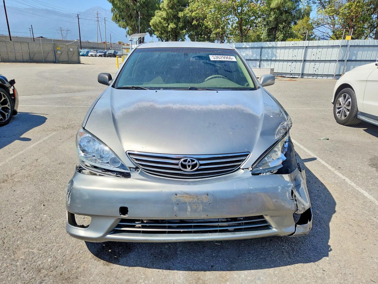 2006 TOYOTA CAMRY XLE photo 9