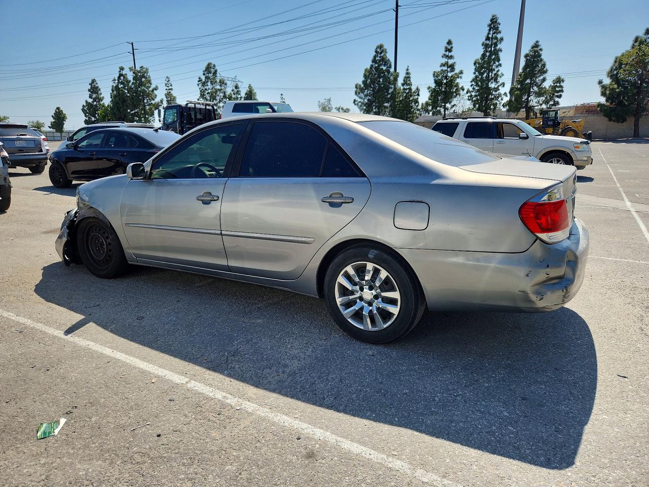 2006 TOYOTA CAMRY XLE photo 3
