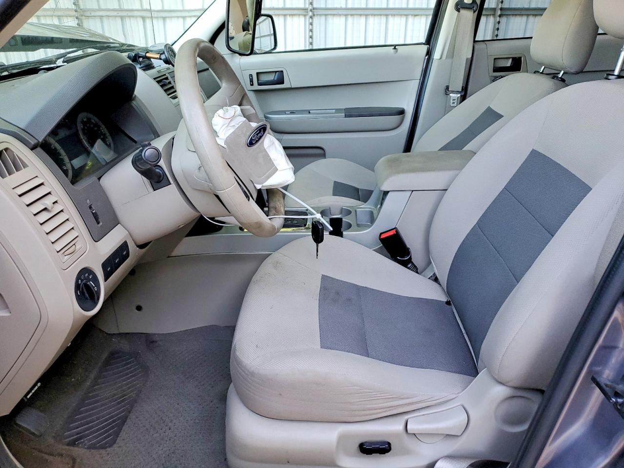 2008 FORD ESCAPE XLT photo 13
