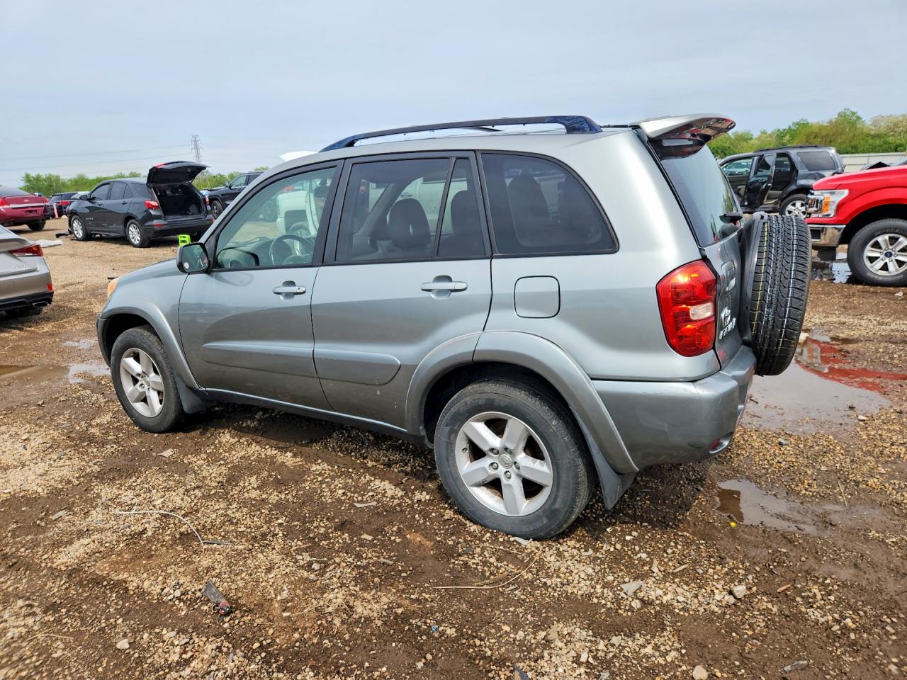 2005 TOYOTA RAV4 BASE photo 2