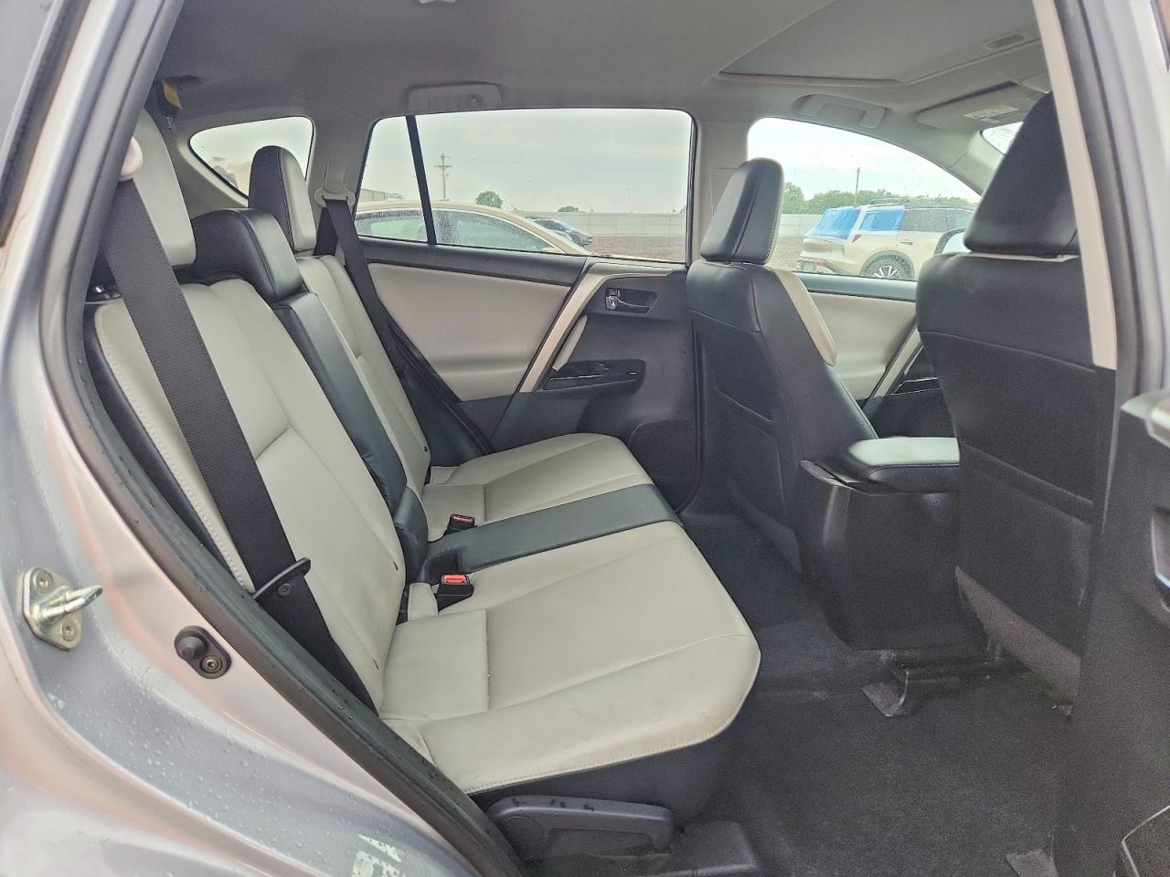 2018 TOYOTA RAV4 LIMITED photo 21