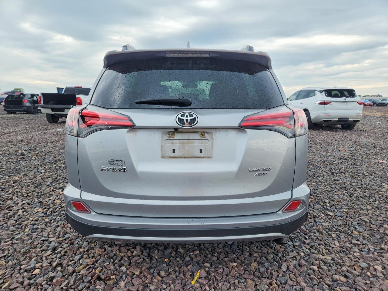 2018 TOYOTA RAV4 LIMITED photo 11
