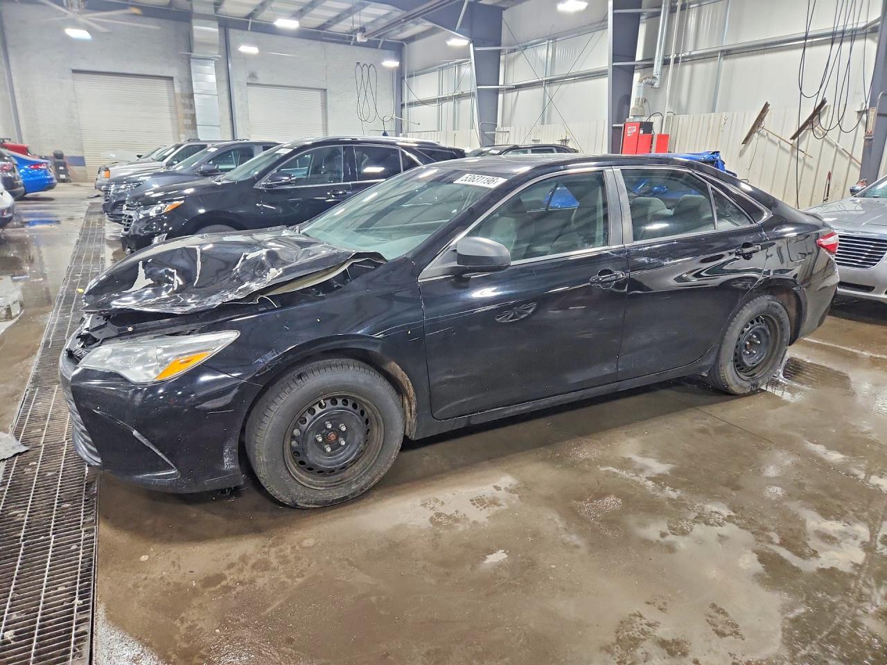 2015 TOYOTA CAMRY
