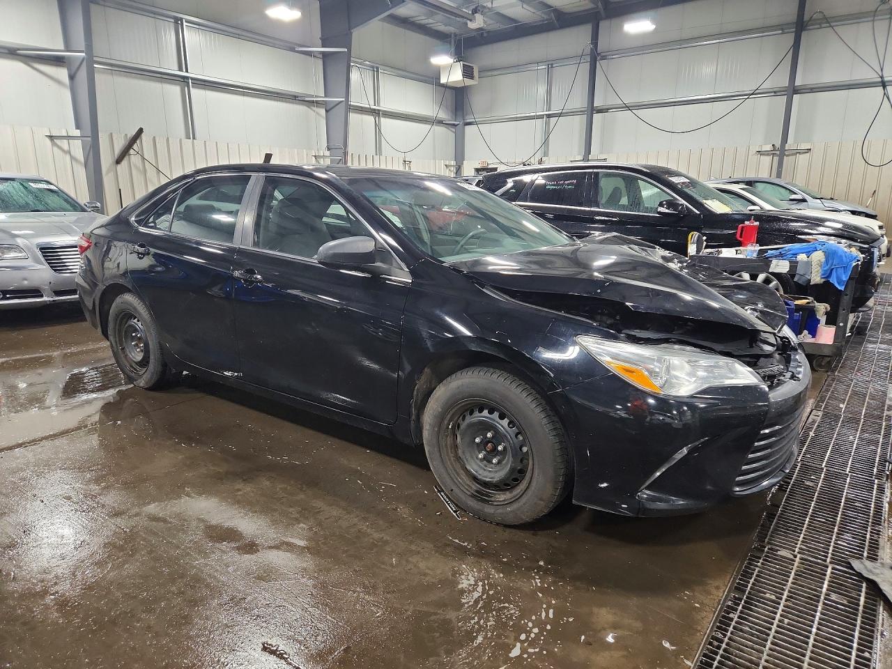 2015 TOYOTA CAMRY LE photo 7