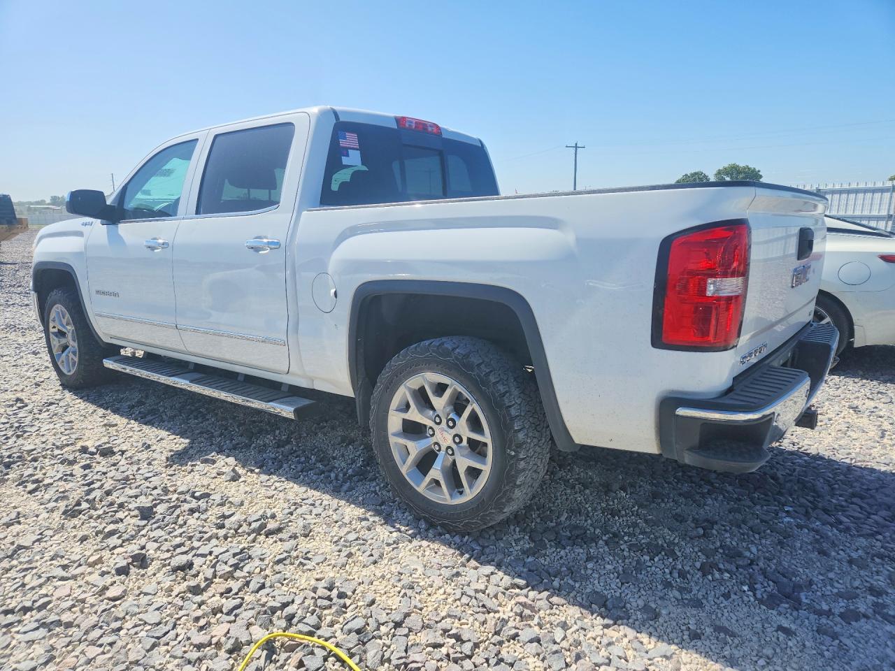 2015 GMC SIERRA K1500 SLT photo 2