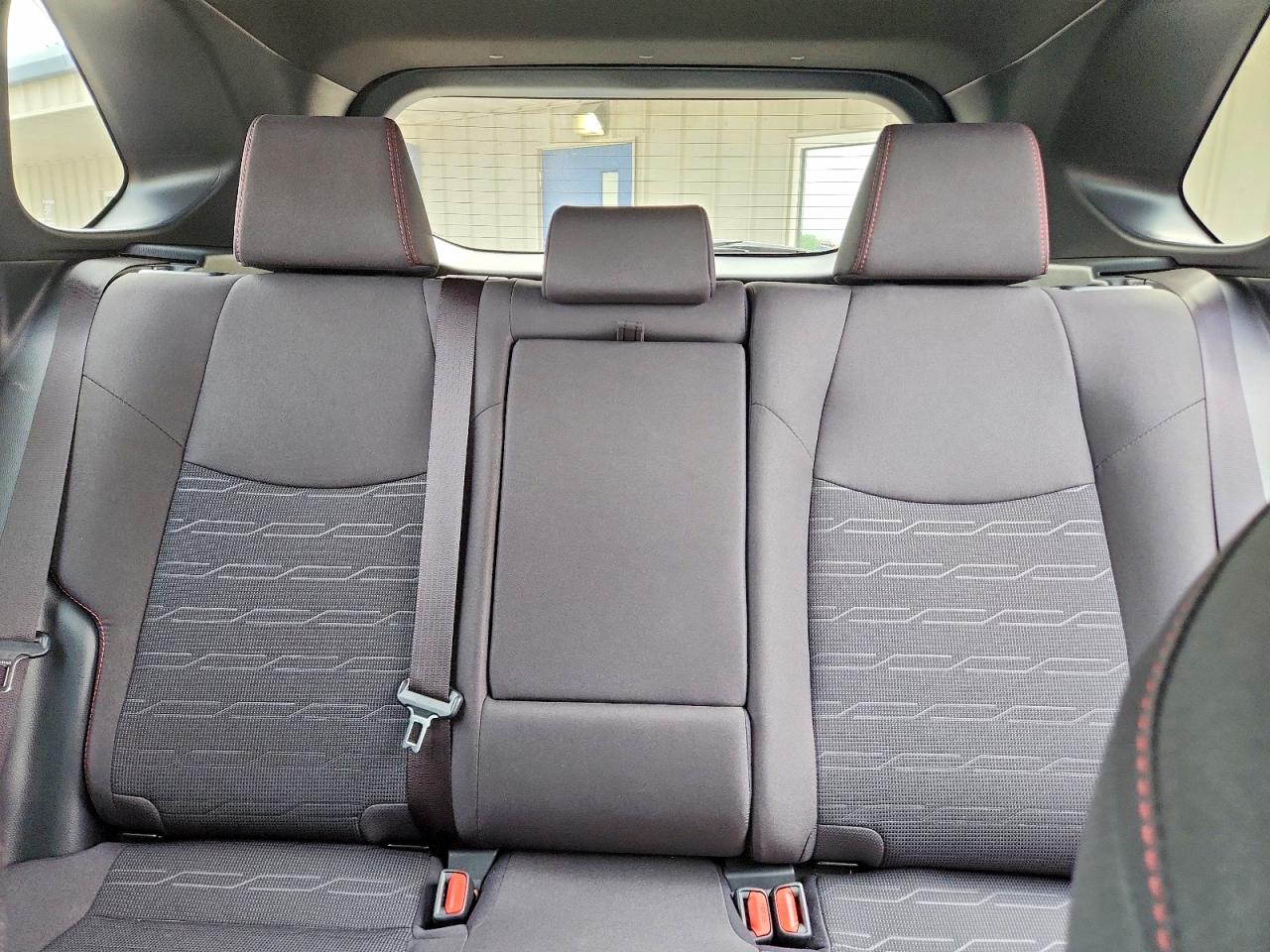 2025 TOYOTA RAV4 SE photo 28