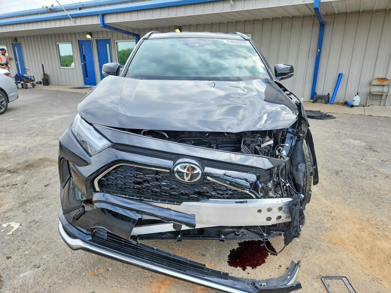 2025 TOYOTA RAV4 SE photo 13