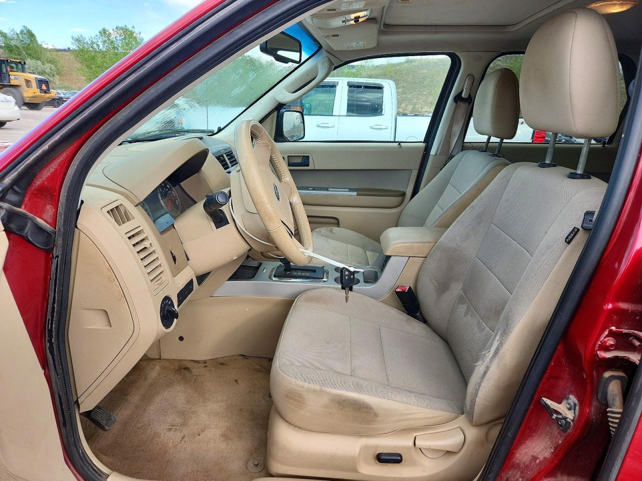 2011 FORD ESCAPE XLT photo 13