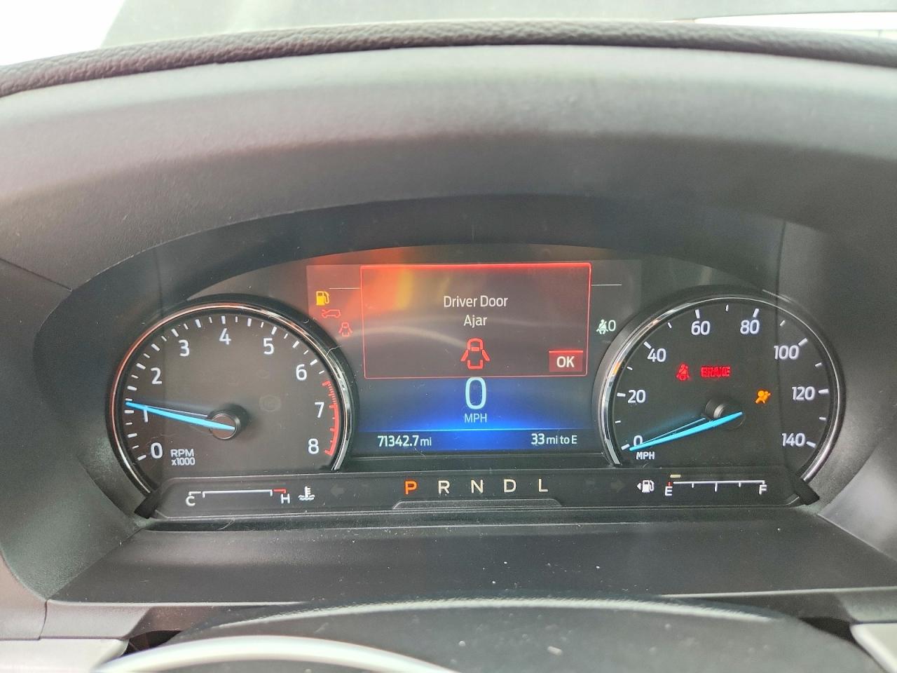 2023 FORD EXPLORER XLT photo 25