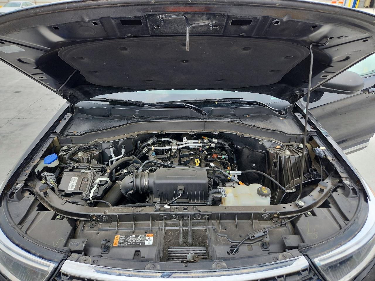 2023 FORD EXPLORER XLT photo 34