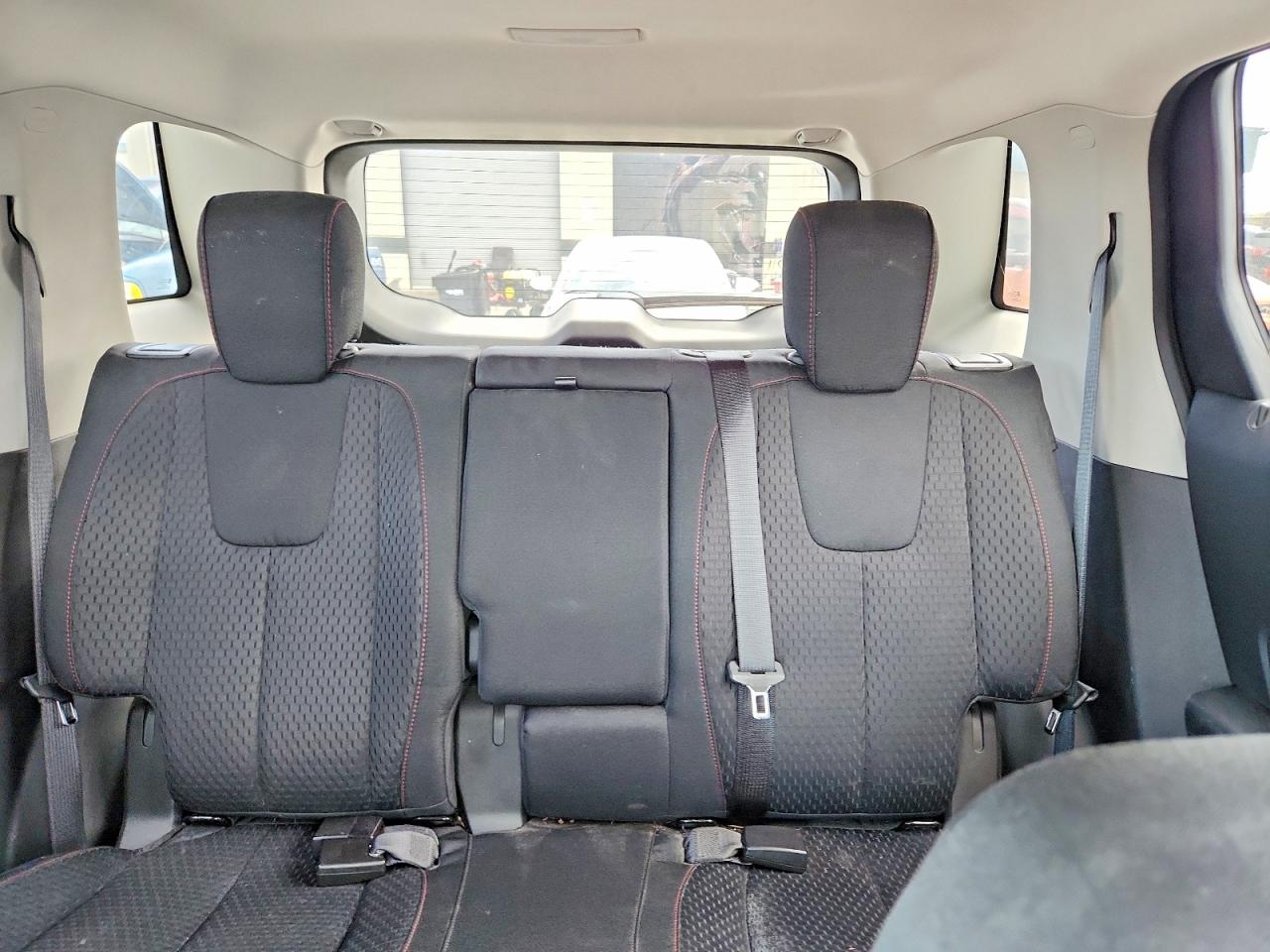 2013 GMC TERRAIN SLE photo 28