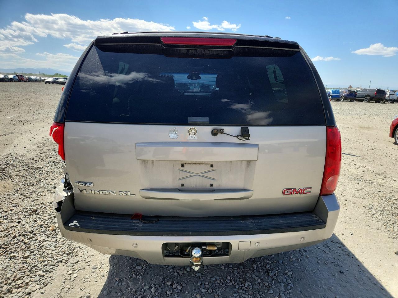 2007 GMC YUKON XL K1500 photo 11