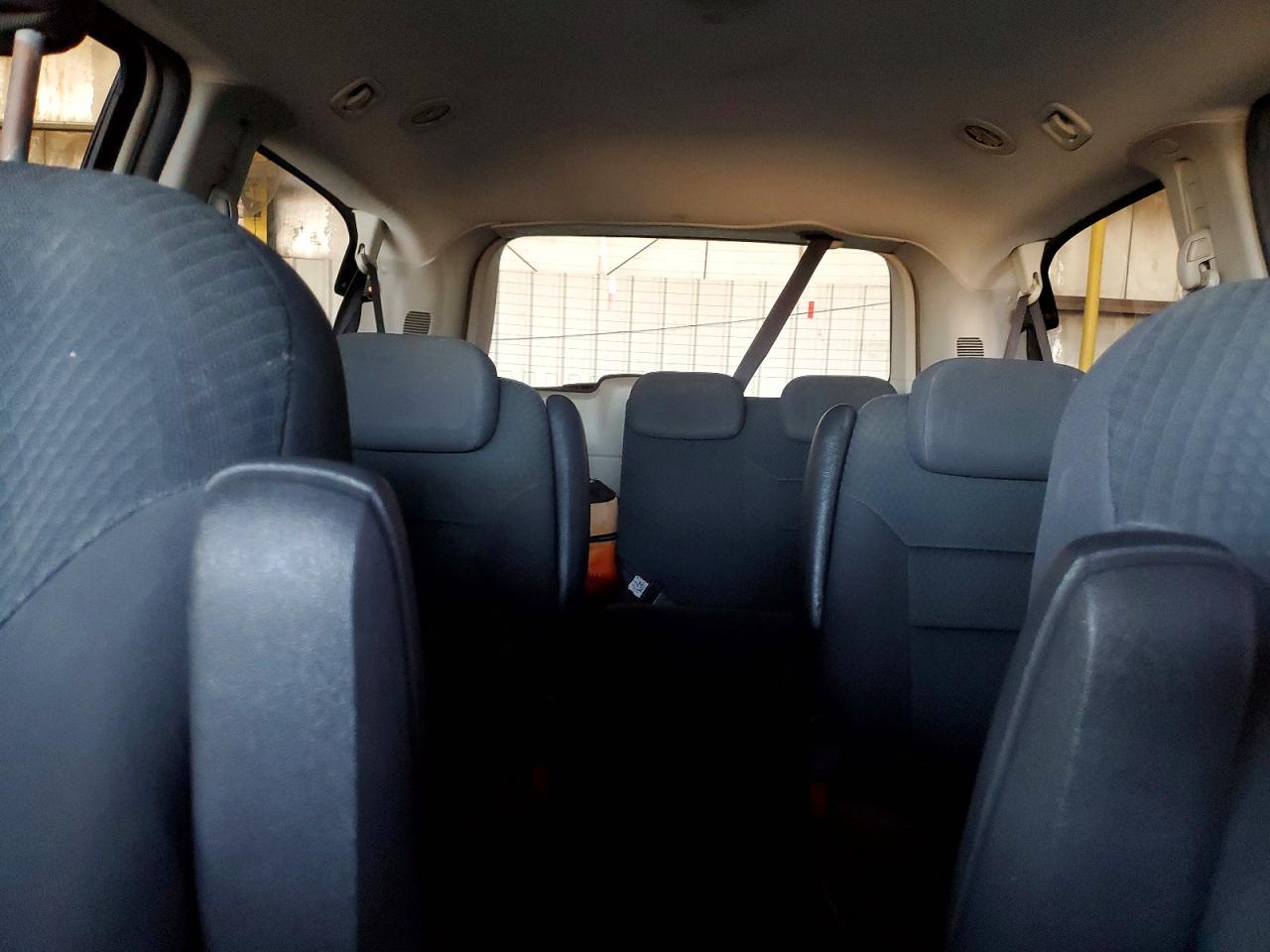 2010 DODGE GRAND CARAVAN SE photo 19