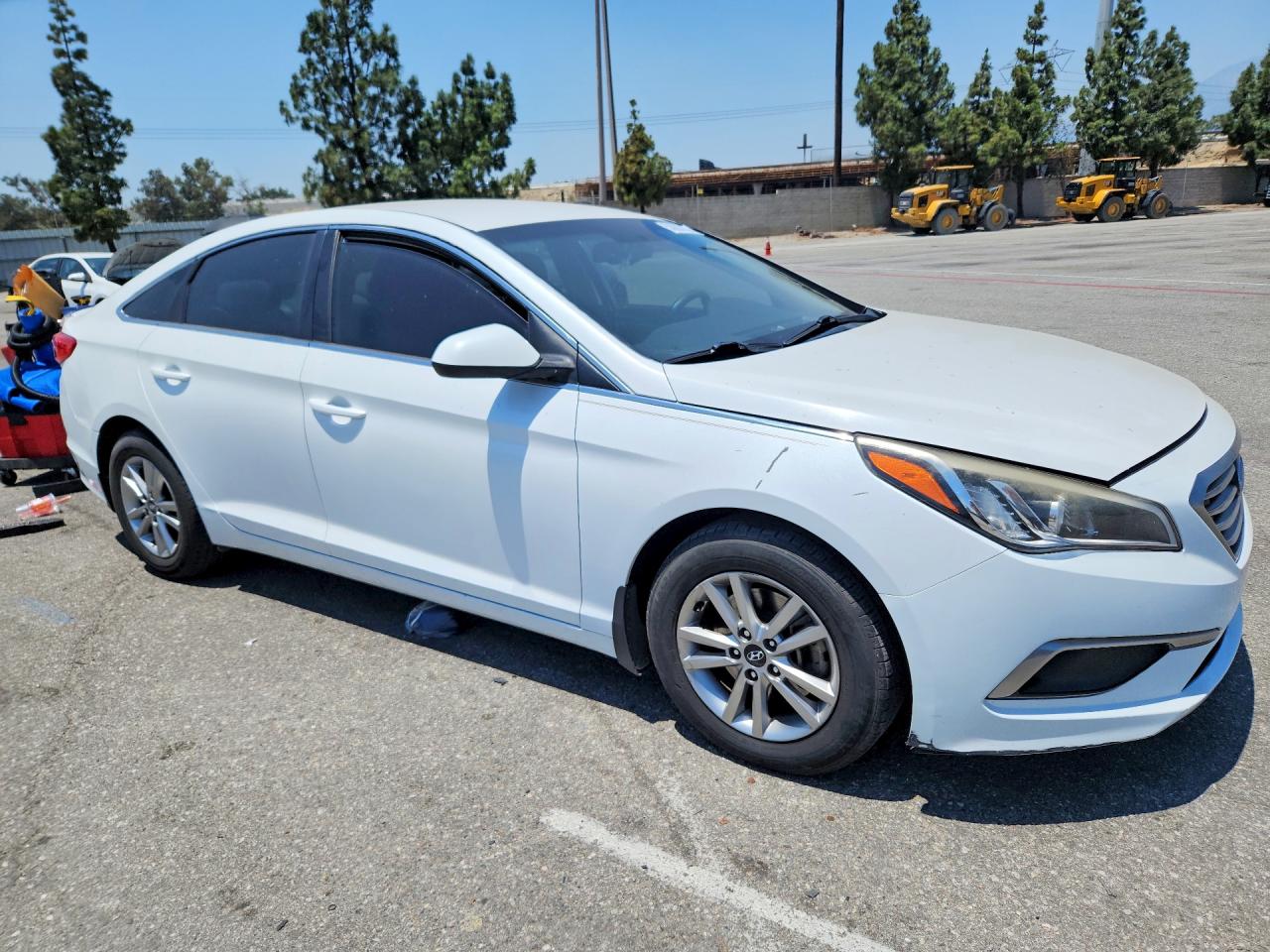 2016 HYUNDAI SONATA SE photo 4