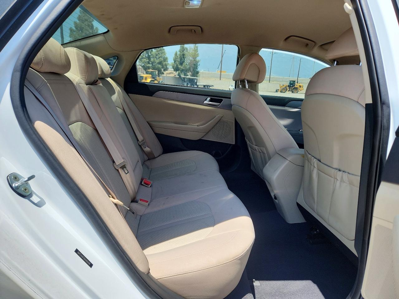 2016 HYUNDAI SONATA SE photo 10