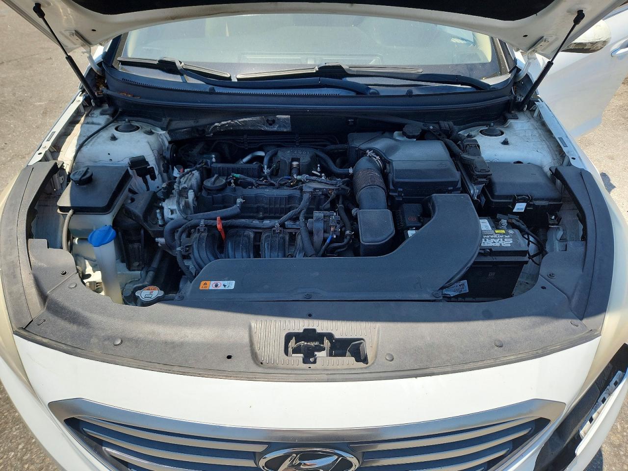 2016 HYUNDAI SONATA SE photo 11