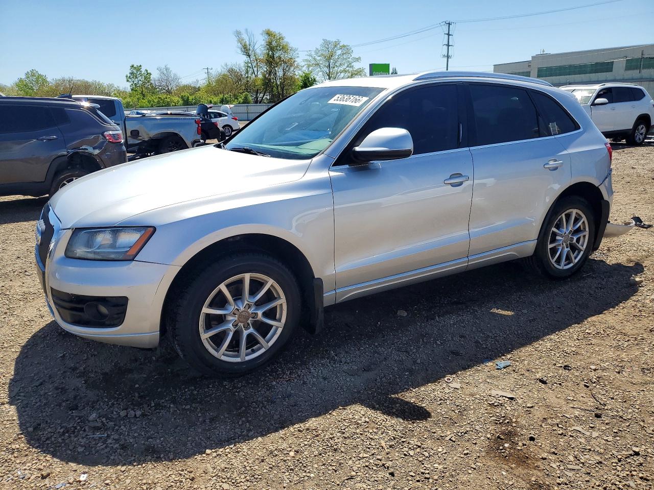 2011 AUDI Q5