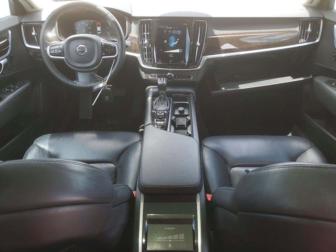 2018 VOLVO S90 T5 MOMENTUM photo 8