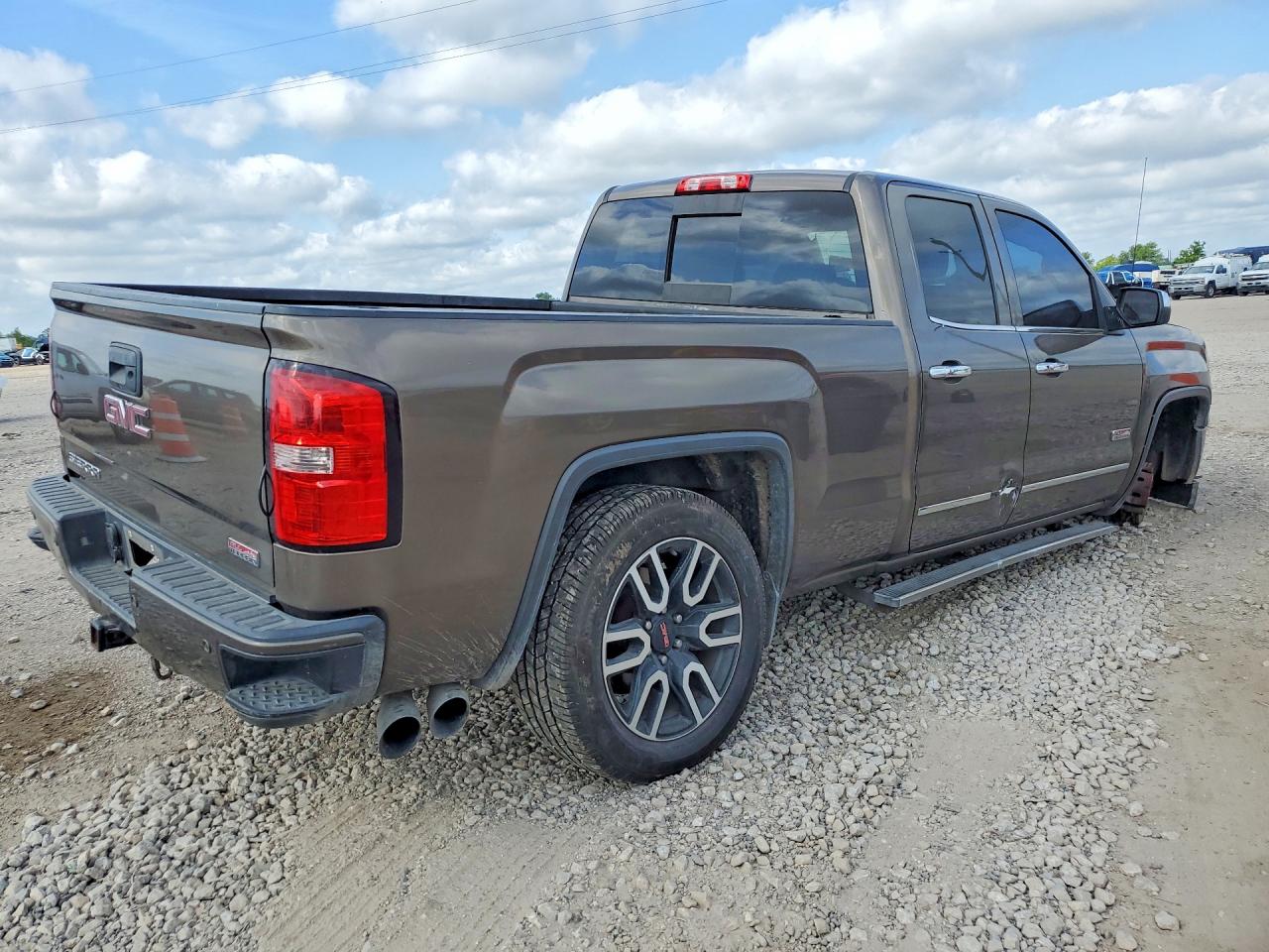 2015 GMC SIERRA K1500 SLT photo 5