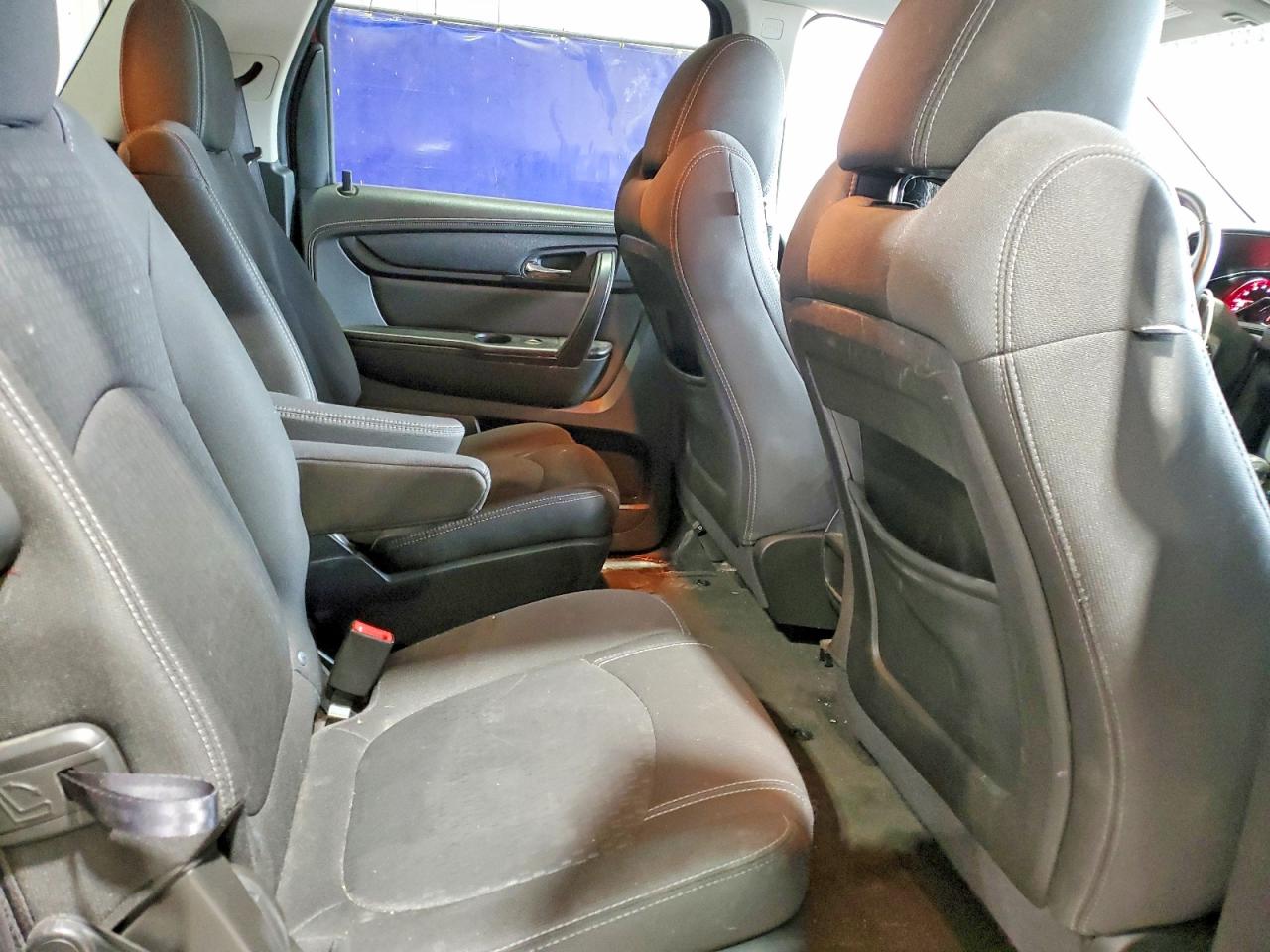 2015 GMC ACADIA SLE photo 31