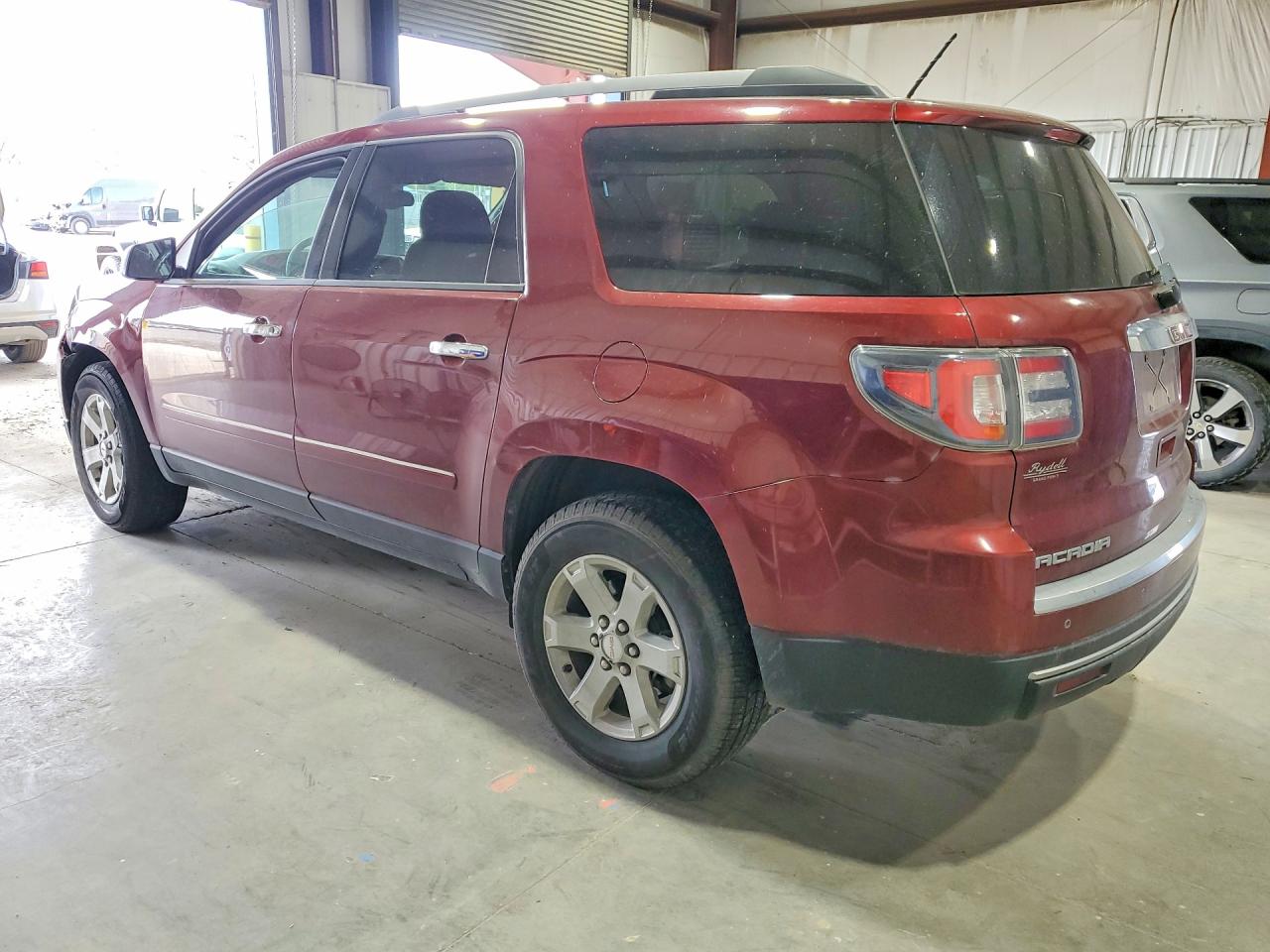 2015 GMC ACADIA SLE photo 4