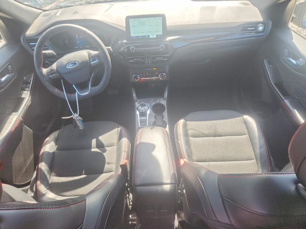 2025 FORD ESCAPE ST LINE photo 15