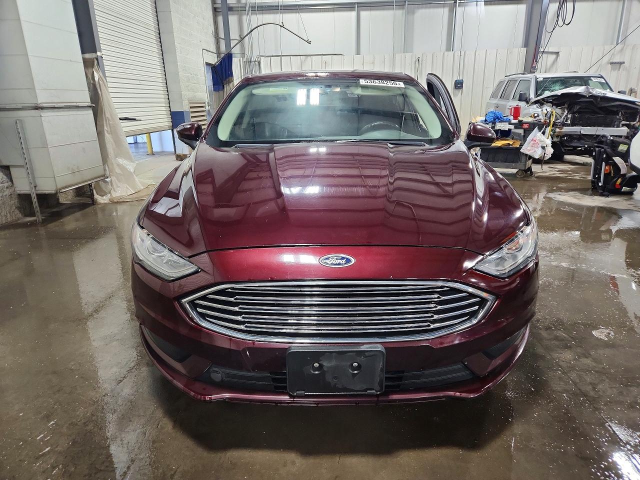 2017 FORD FUSION SE photo 9