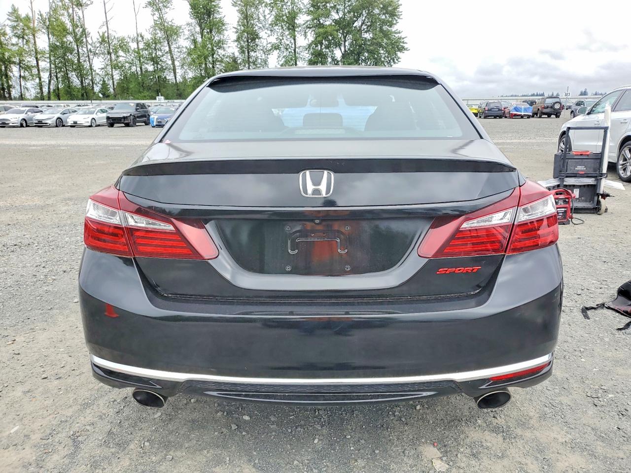2016 HONDA ACCORD SPORT photo 11