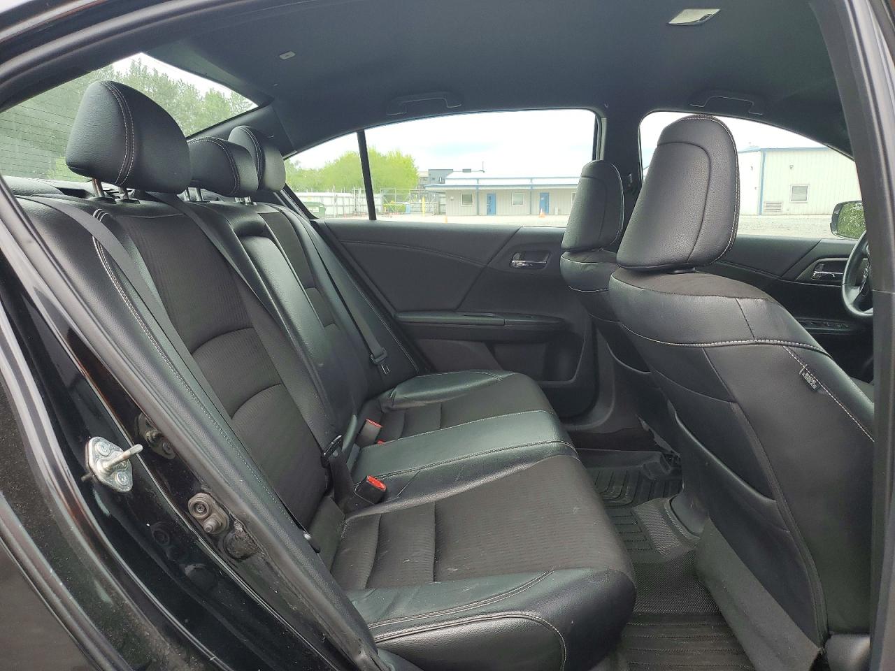 2016 HONDA ACCORD SPORT photo 19