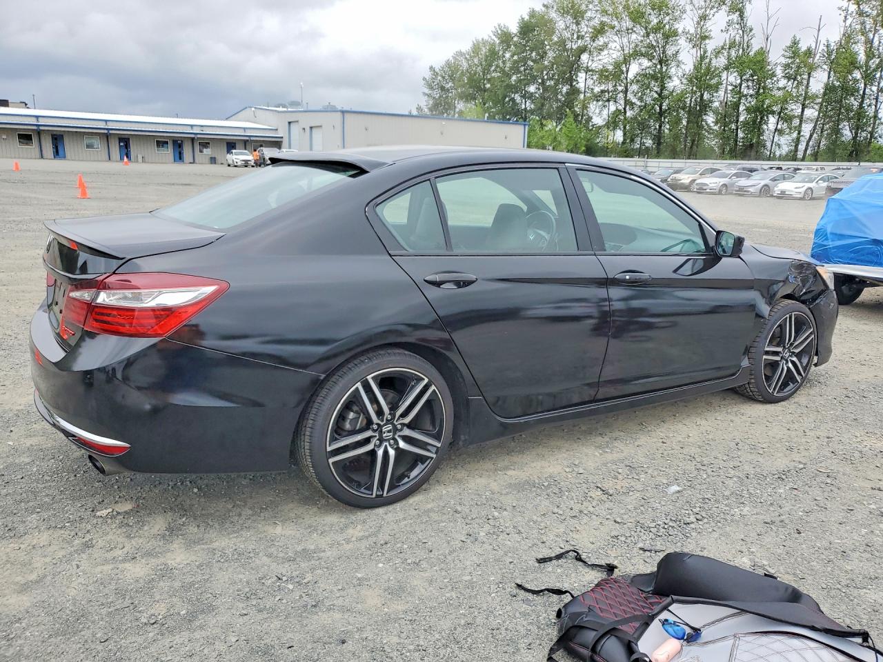 2016 HONDA ACCORD SPORT photo 5