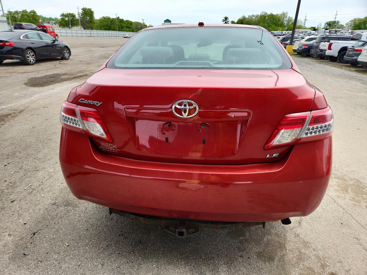 2011 TOYOTA CAMRY BASE photo 6