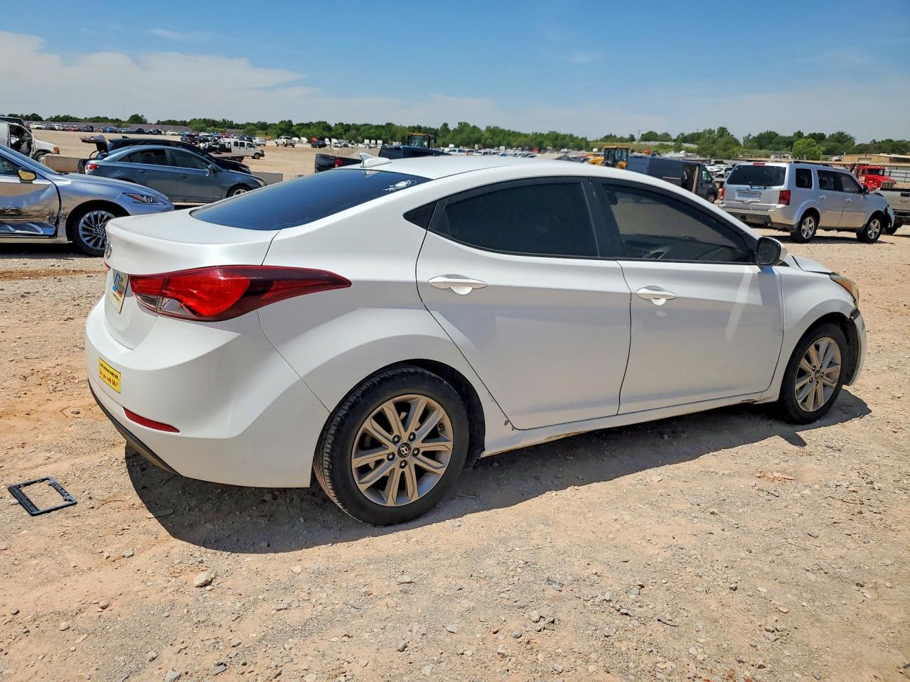 2016 HYUNDAI ELANTRA SE photo 7