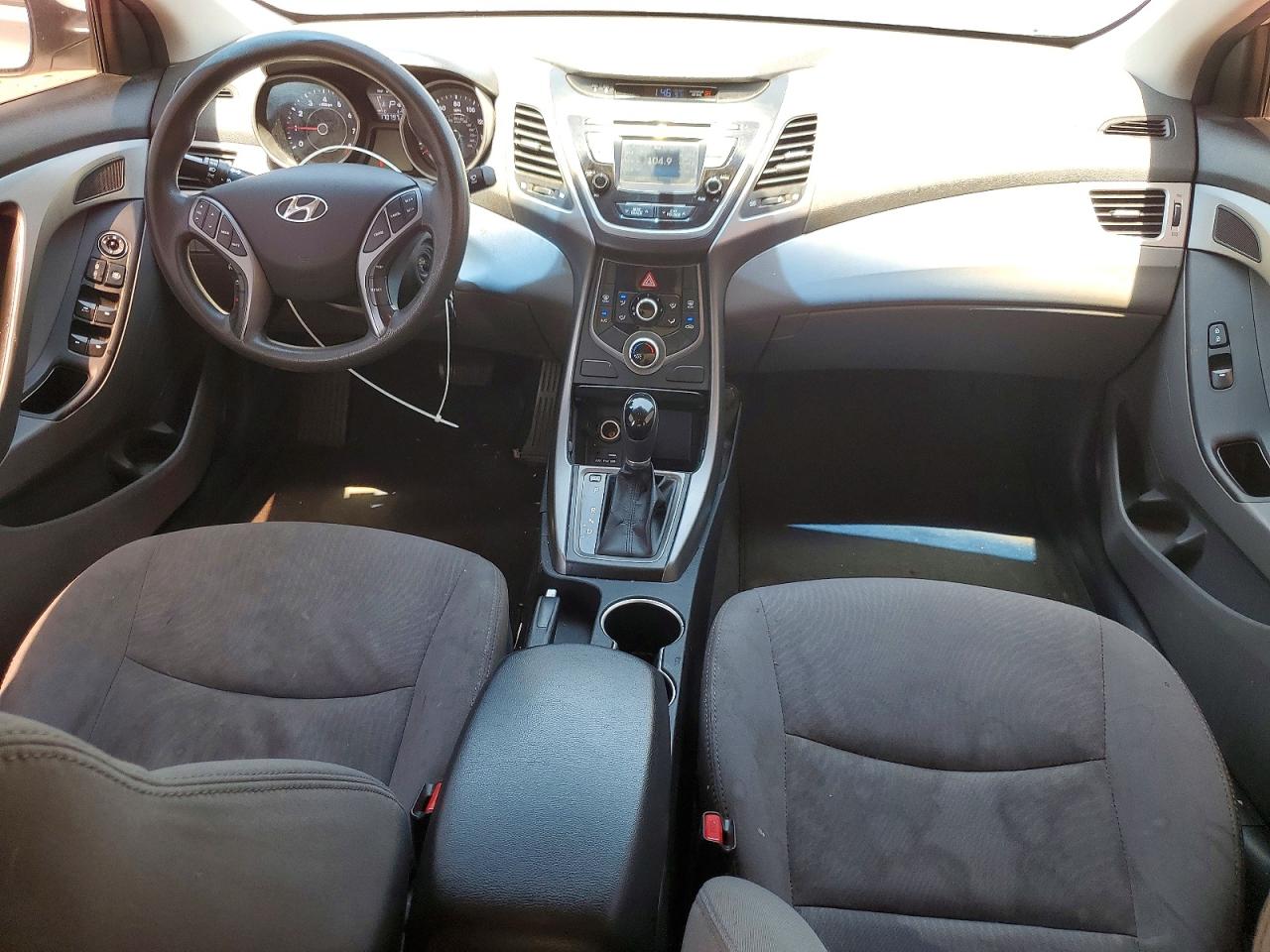 2016 HYUNDAI ELANTRA SE photo 22