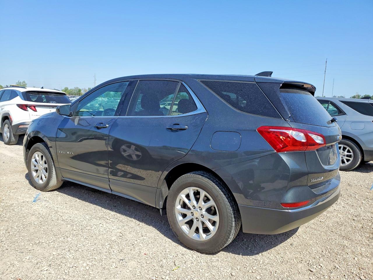 2020 CHEVROLET EQUINOX LT photo 4