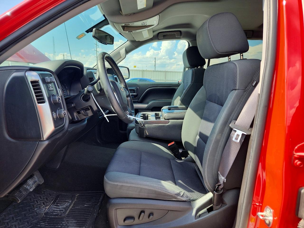 2015 CHEVROLET SILVERADO K1500 LT photo 19