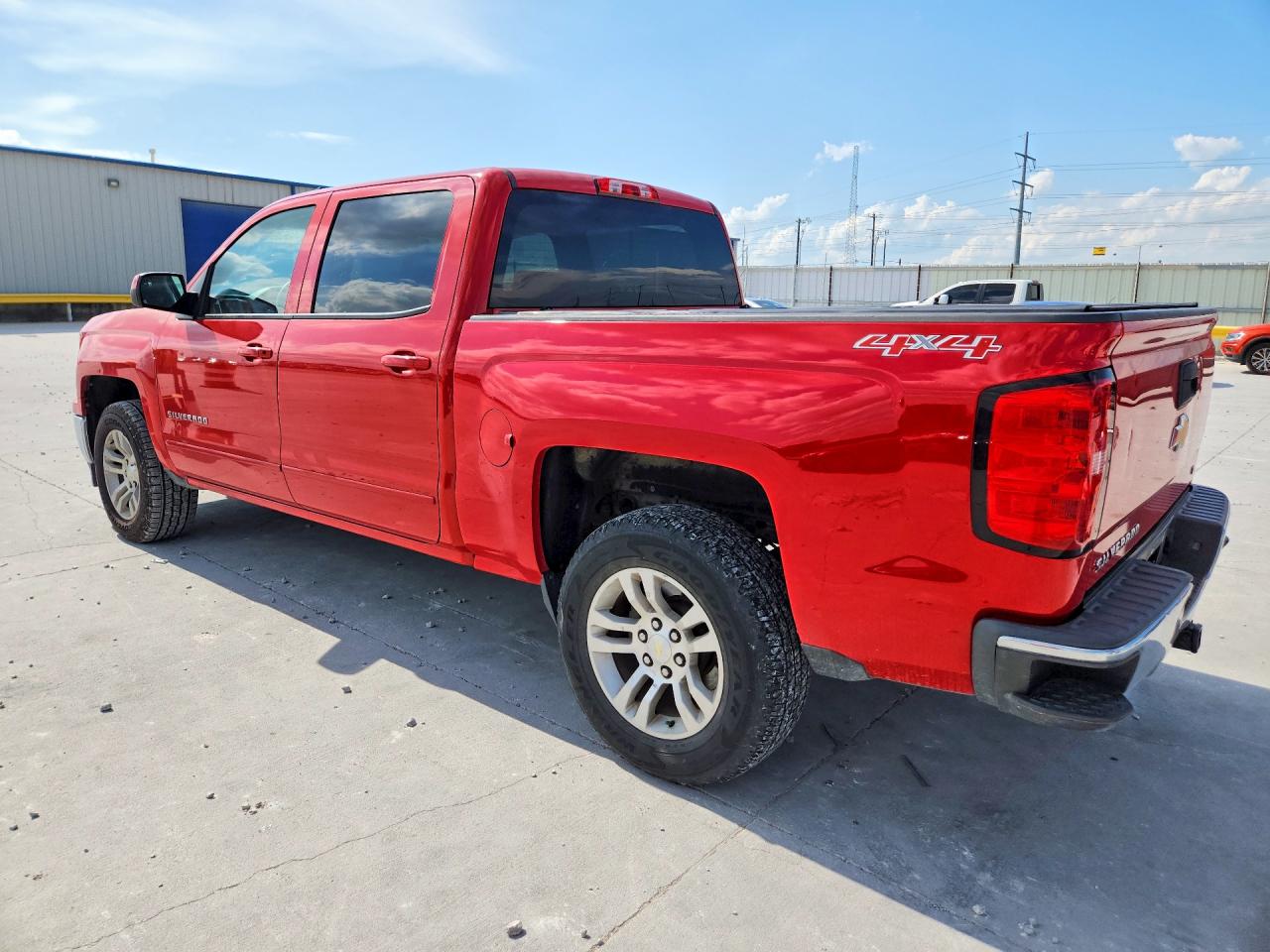 2015 CHEVROLET SILVERADO K1500 LT photo 4