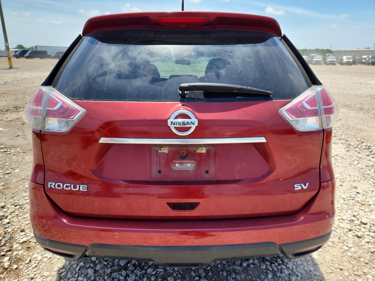 2016 NISSAN ROGUE SV photo 11