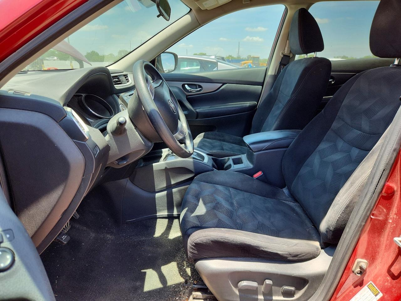 2016 NISSAN ROGUE SV photo 13