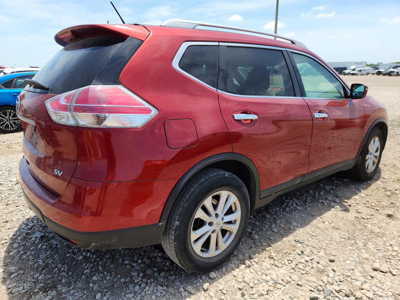 2016 NISSAN ROGUE SV photo 5