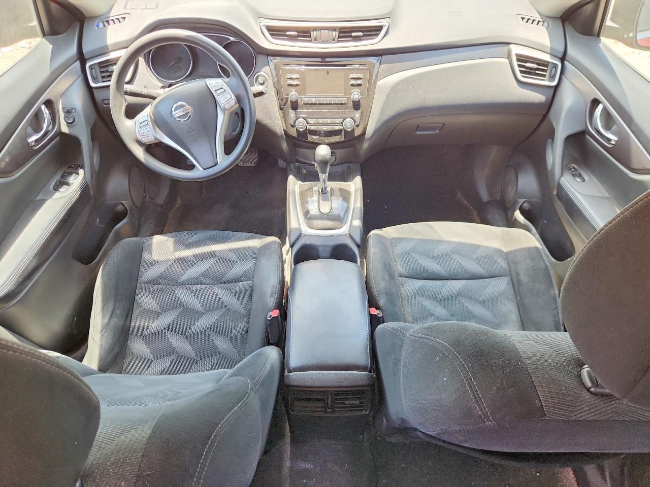 2016 NISSAN ROGUE SV photo 15