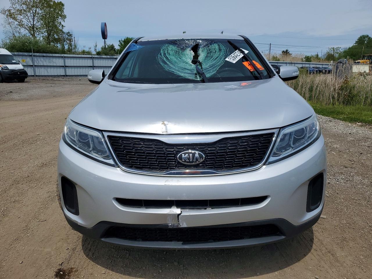 2014 KIA SORENTO LX photo 13