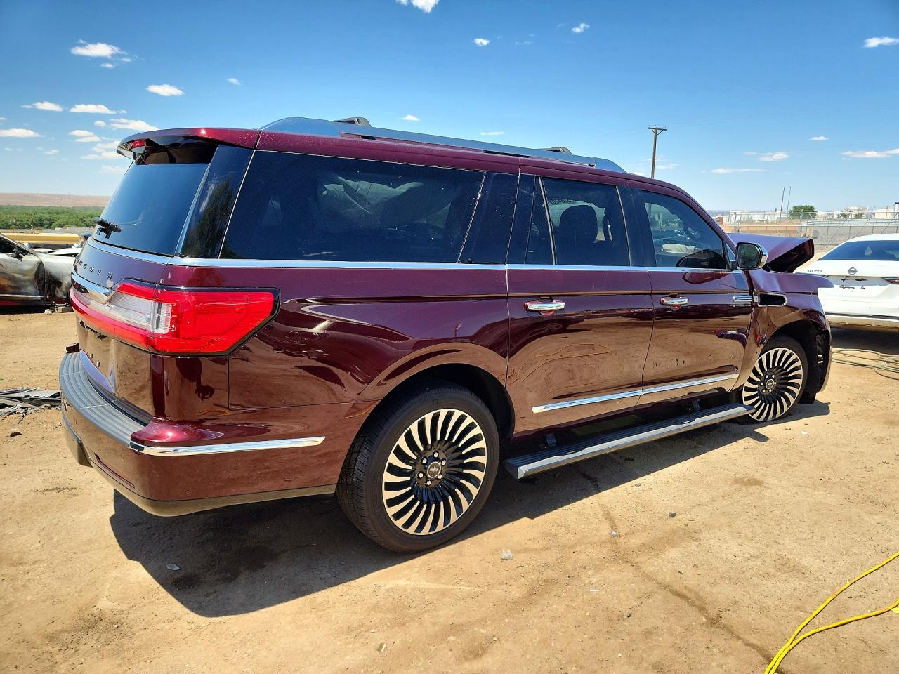 2019 LINCOLN NAVIGATOR L BLACK LABEL photo 5