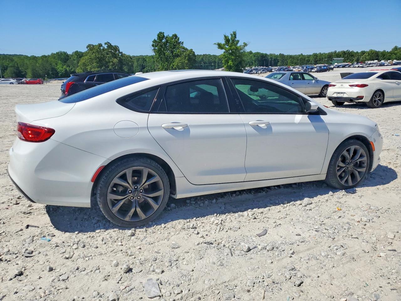 2015 CHRYSLER 200 photo 5