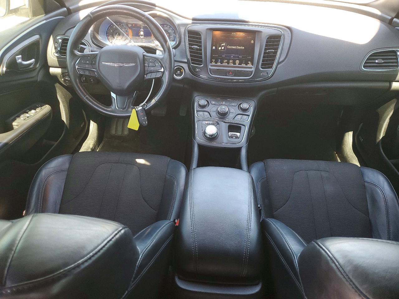 2015 CHRYSLER 200 photo 15