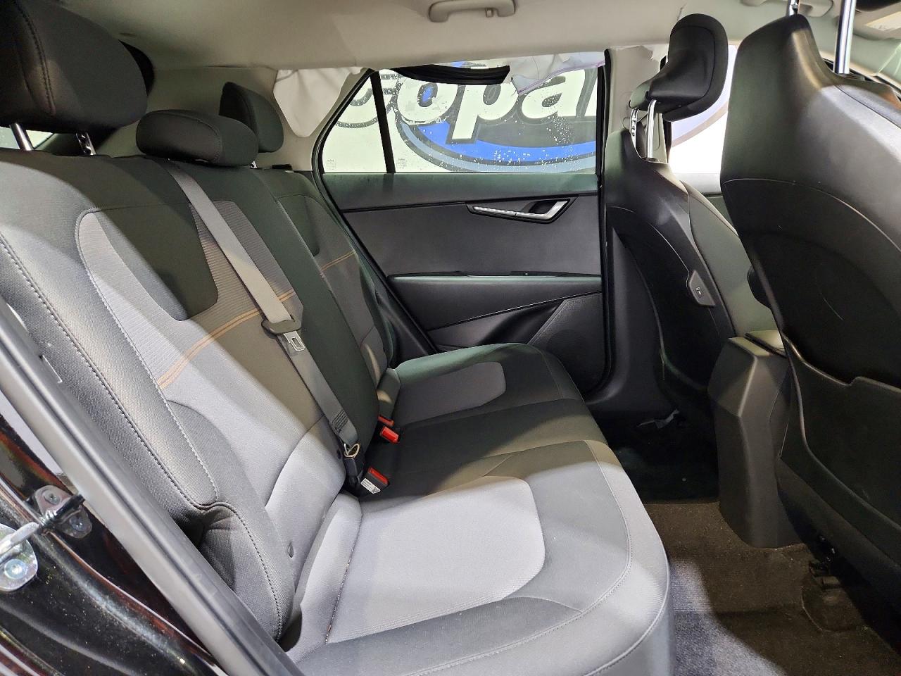 2025 KIA NIRO LX photo 31