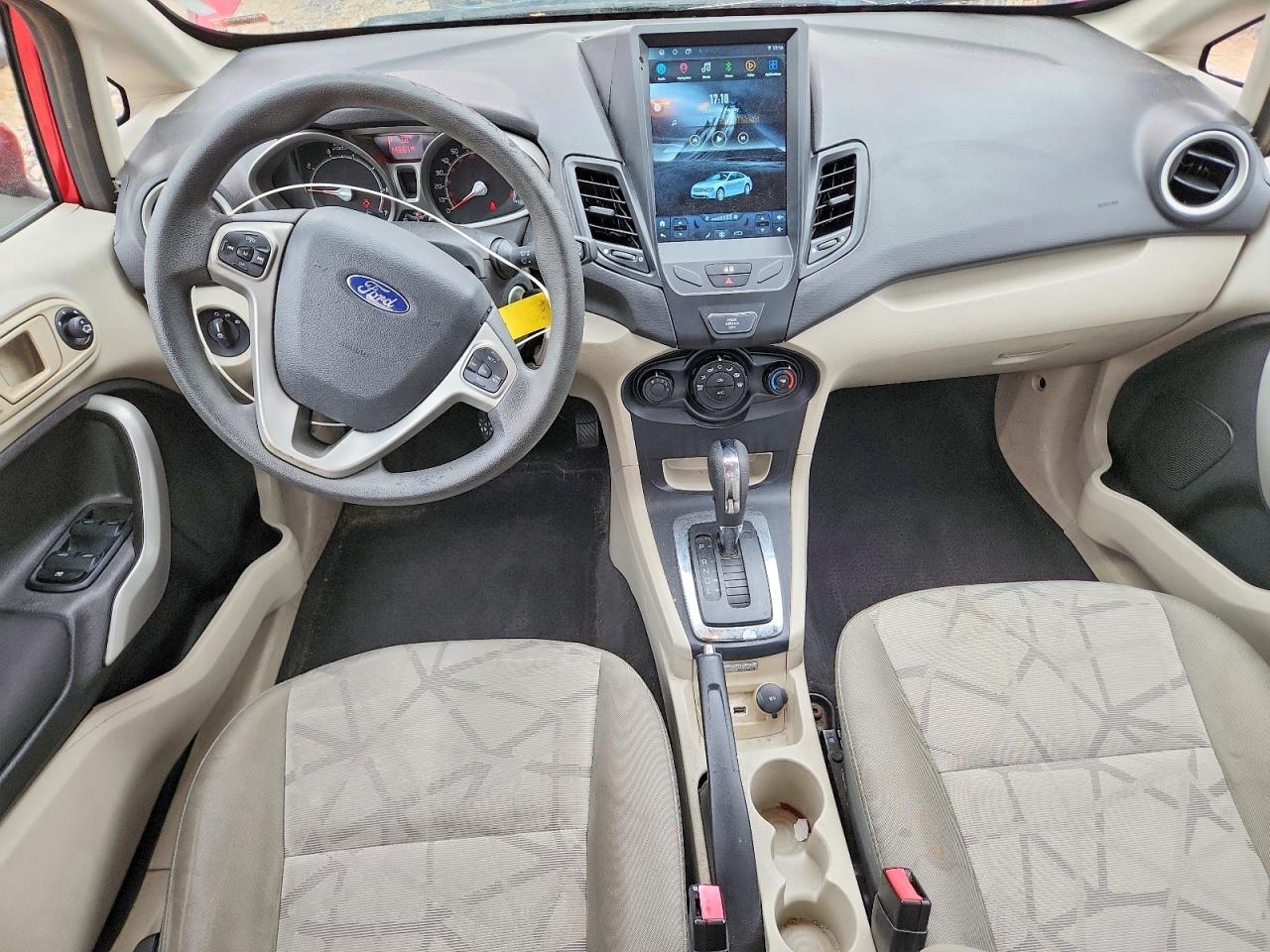 2012 FORD FIESTA SE photo 15