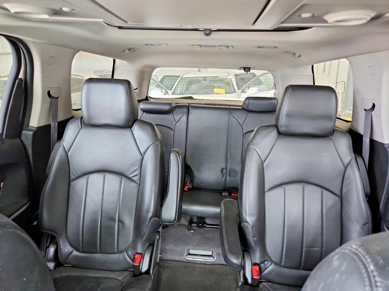 2011 GMC ACADIA SLT-2 photo 19